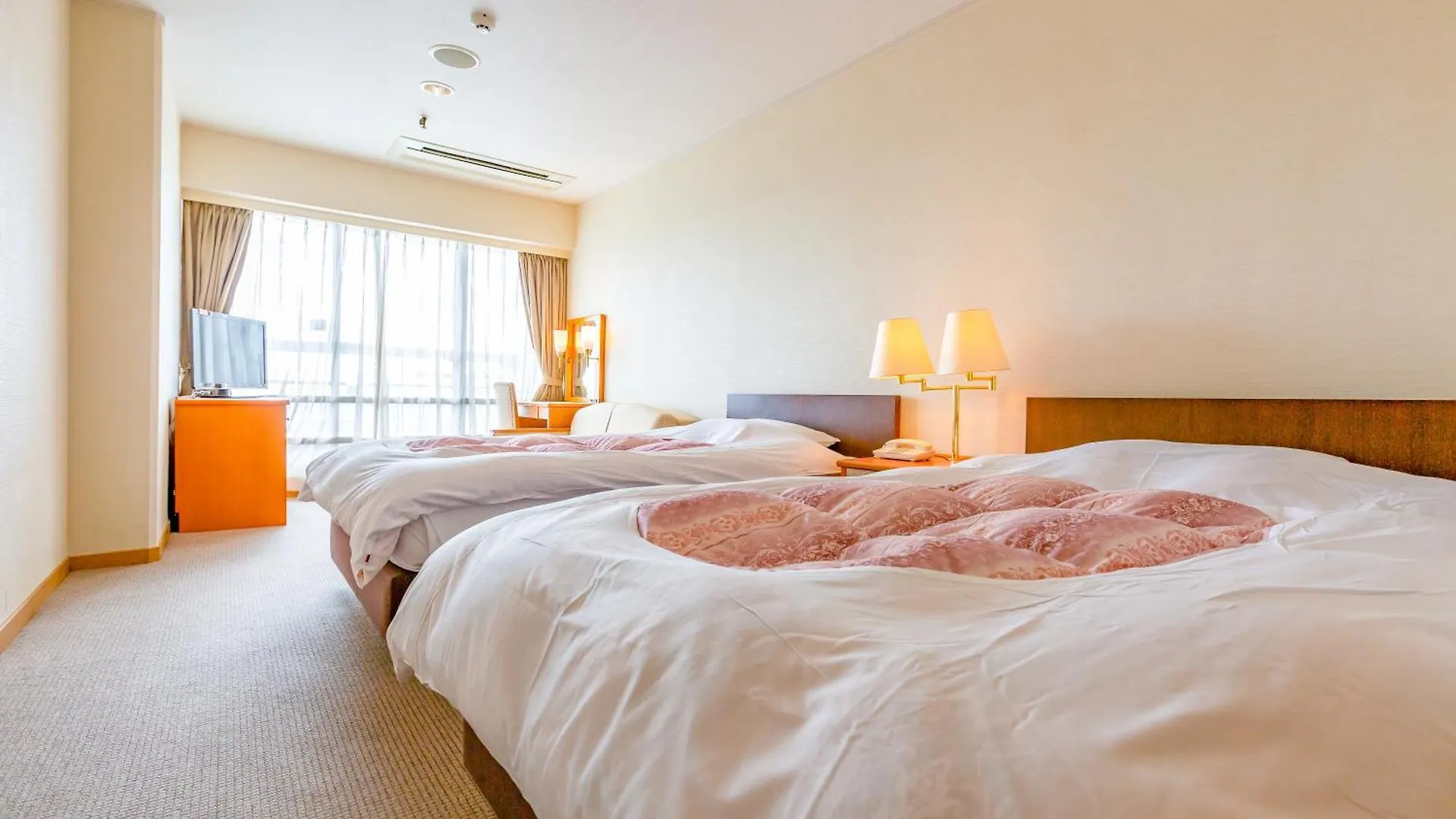 Ooedo Onsen Monogatari Minoh Kanko Hotel 3*,  日本